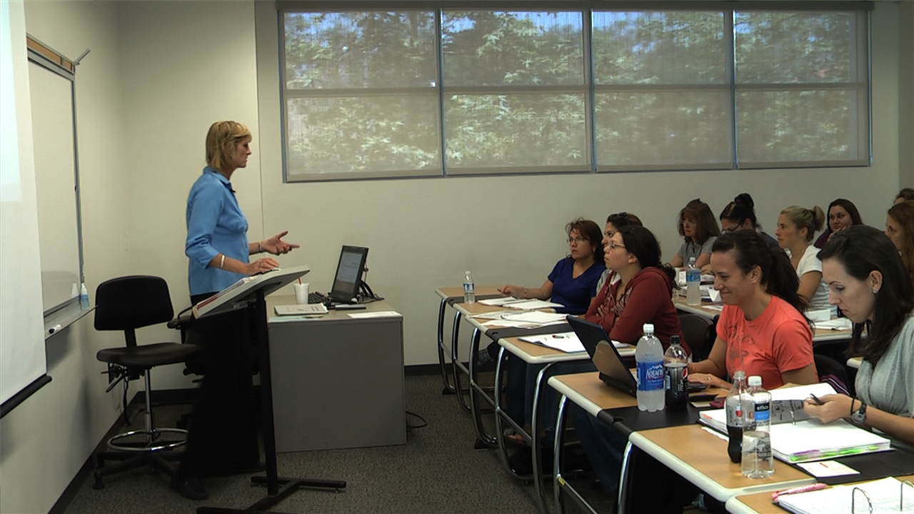 Diane Pestolesi teaches a class